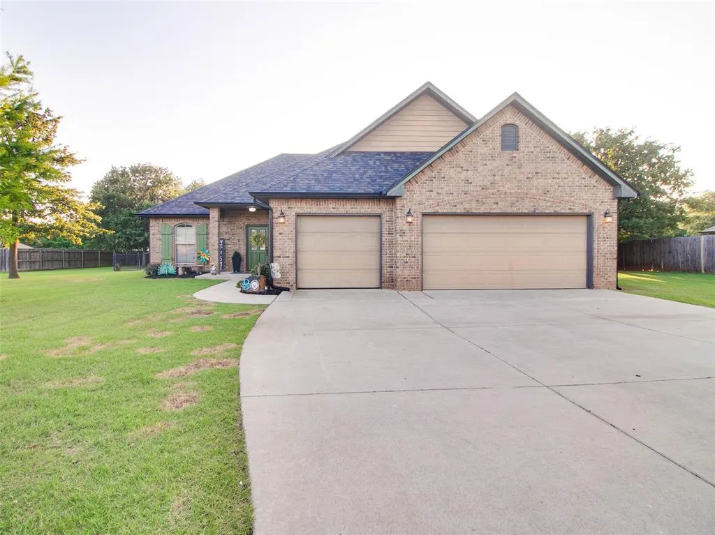 Photo 3 — 12549 Blue Meadow, Guthrie, OK 73044