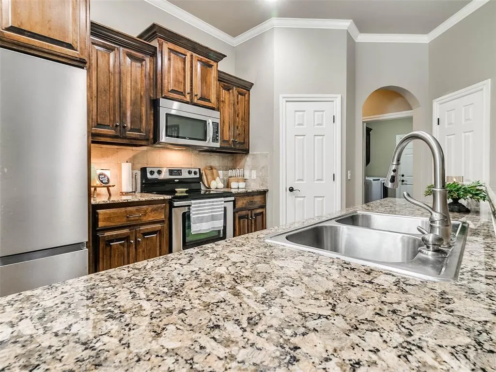 Photo 19 — 12549 Blue Meadow, Guthrie, OK 73044
