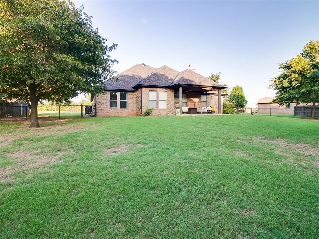 Photo 40 — 12549 Blue Meadow, Guthrie, OK 73044