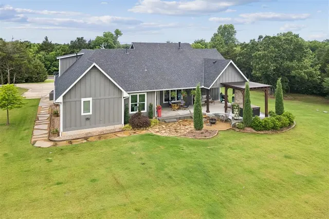 Photo 6 — 14035 NE 50th Street, Choctaw, OK 73020