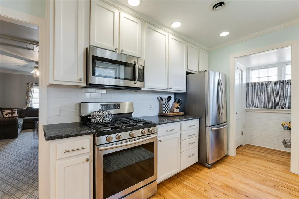 Photo 26 — 431 NW 44th Street, Oklahoma City, OK 73118