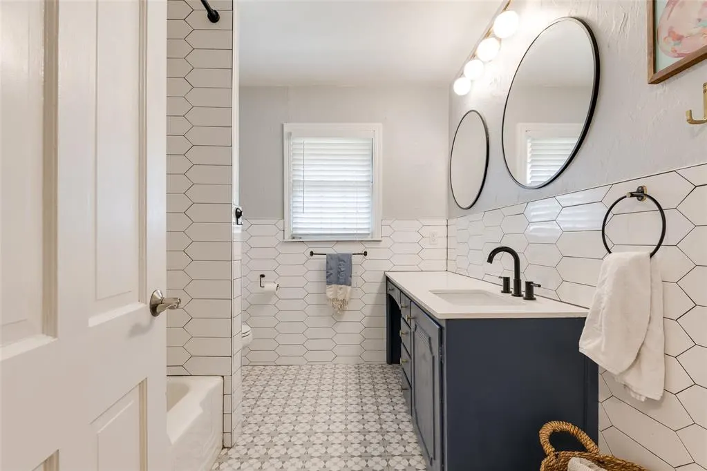 Photo 43 — 431 NW 44th Street, Oklahoma City, OK 73118