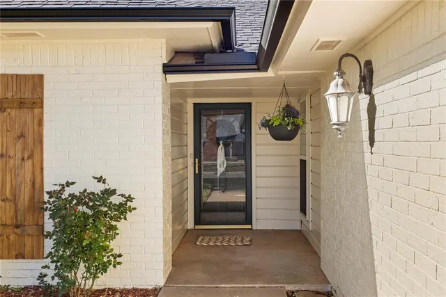 Photo 3 — 2204 Summer Way Lane, Edmond, OK 73013