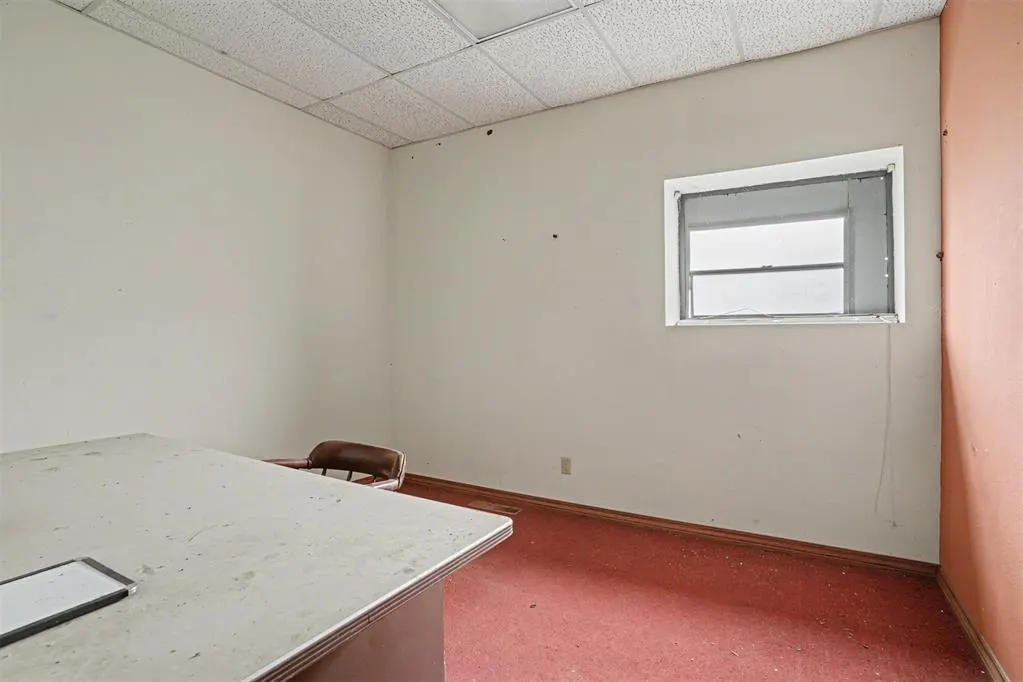 Photo 24 — 1515 N Broadway Street, Hobart, OK 73651