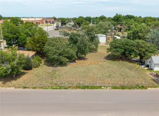 Sold home at 416 N Illinois Street
