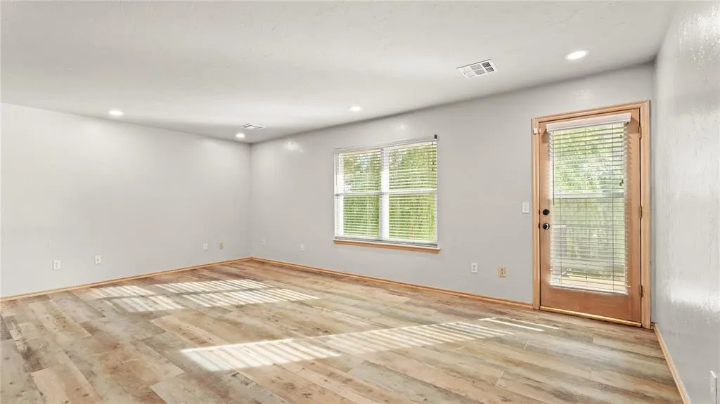 Photo 30 — 6901 N Waterwood Way, Warr Acres, OK 73132
