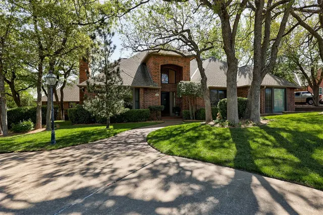 Photo 3 — 3408 Rena Dawn Lane, Edmond, OK 73013