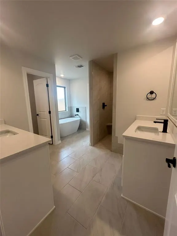 Photo 10 — 2300 NW 170th Street, Edmond, OK 73012