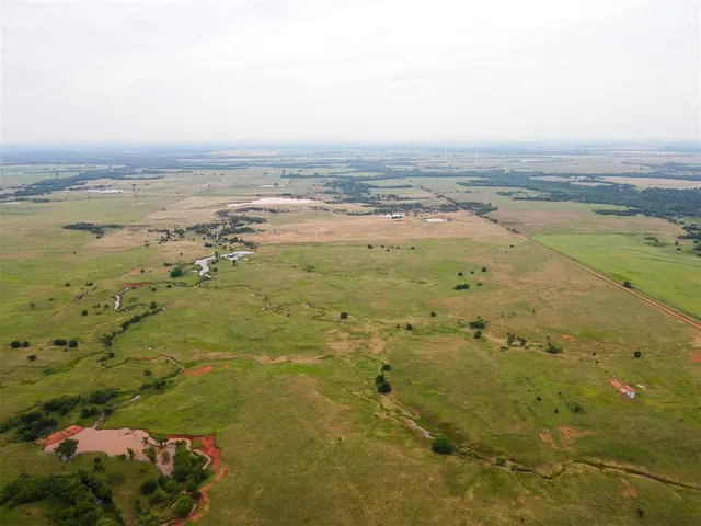Photo 2 — 0 N 2990 Road, Crescent, OK 73028