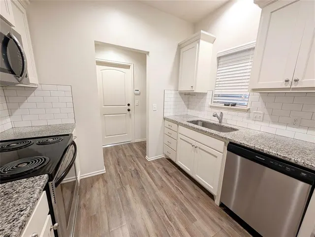 Photo 7 — 425 Chalk Hill Court, Edmond, OK 73003