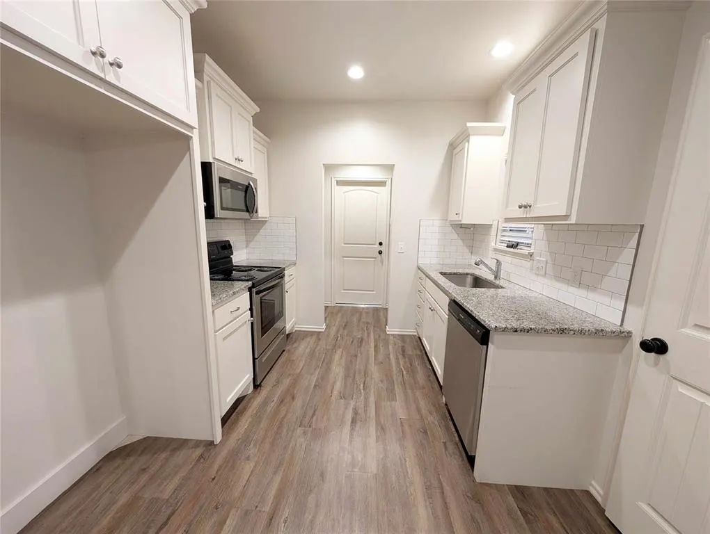 Photo 8 — 425 Chalk Hill Court, Edmond, OK 73003