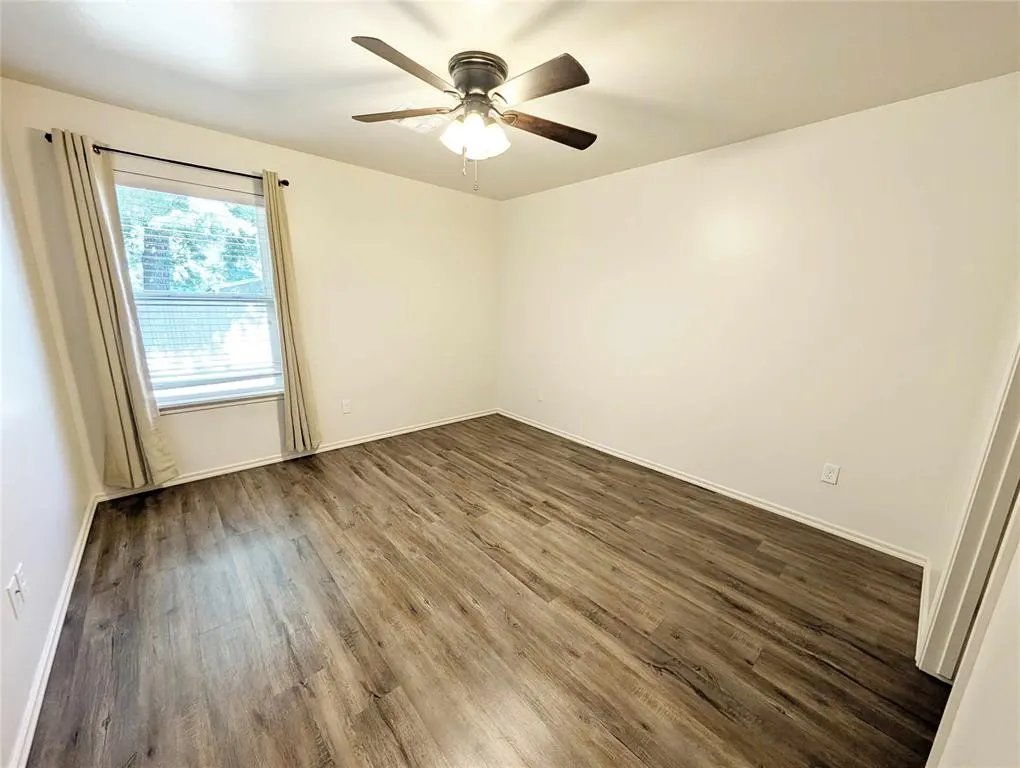 Photo 10 — 425 Chalk Hill Court, Edmond, OK 73003