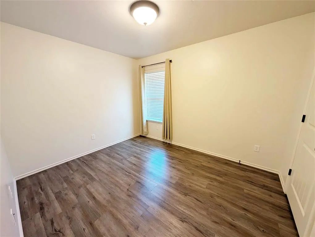 Photo 14 — 425 Chalk Hill Court, Edmond, OK 73003