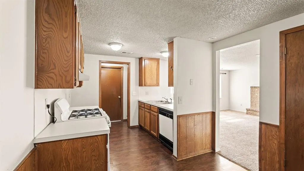 Photo 16 — 8607 S Drexel Place, Oklahoma City, OK 73159