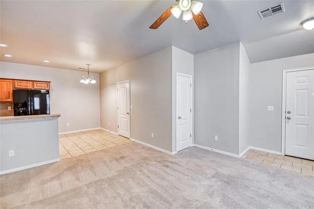 Photo 9 — 4801 SE 77th Street, Oklahoma City, OK 73135