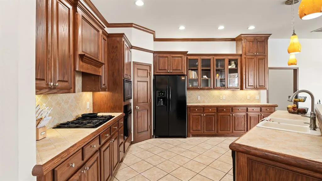 Photo 21 — 10500 Shady Glade Lane, Oklahoma City, OK 73151