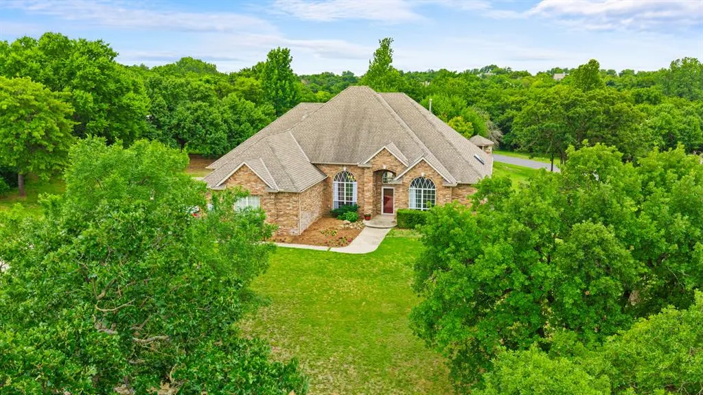 Photo 36 — 10500 Shady Glade Lane, Oklahoma City, OK 73151