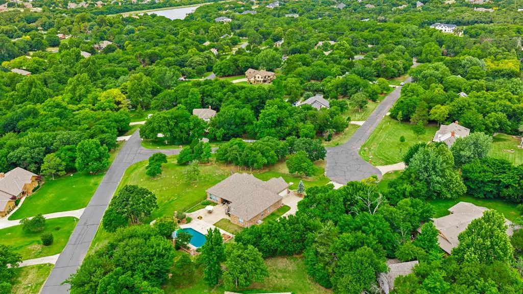 Photo 41 — 10500 Shady Glade Lane, Oklahoma City, OK 73151