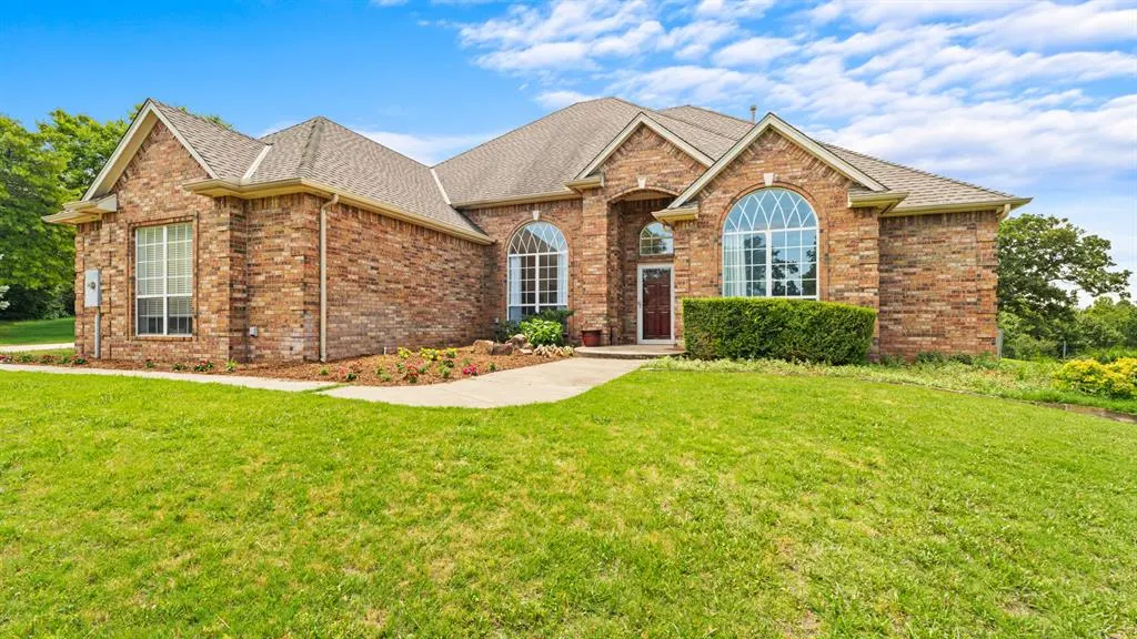 Photo 47 — 10500 Shady Glade Lane, Oklahoma City, OK 73151