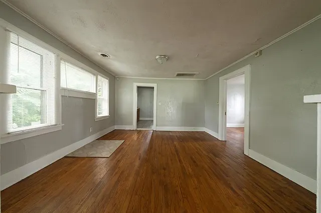 Photo 5 — 908 NW 25th Street, Oklahoma City, OK 73106