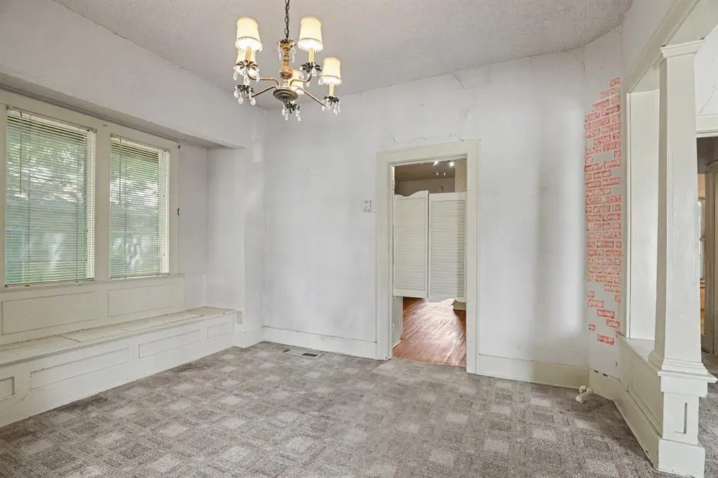 Photo 5 — 628 SW 28th Street, Oklahoma City, OK 73109