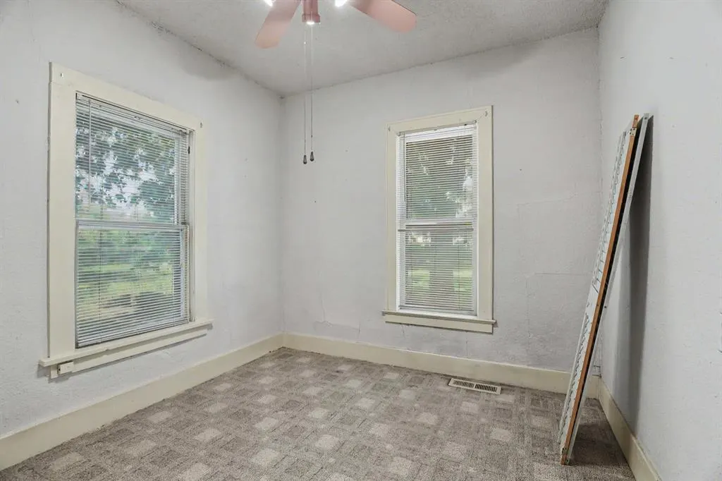 Photo 14 — 628 SW 28th Street, Oklahoma City, OK 73109