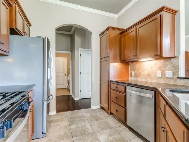 Photo 3 — 1415 Spoonwood Drive, Norman, OK 73071