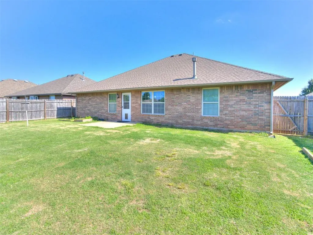 Photo 39 — 1415 Spoonwood Drive, Norman, OK 73071