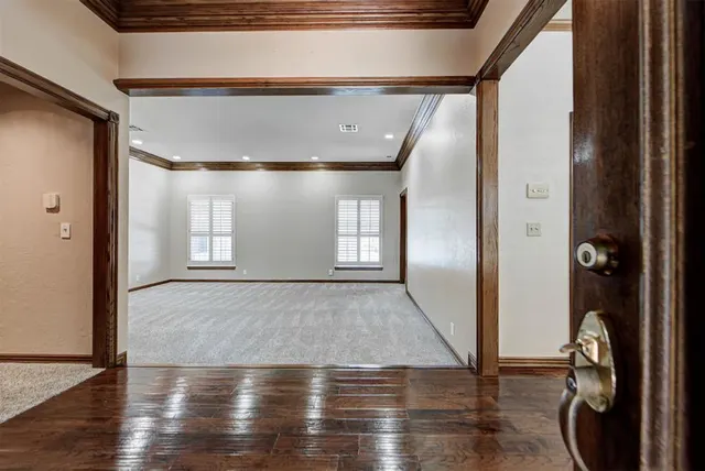Photo 7 — 2501 SW 123rd Place, Oklahoma City, OK 73170