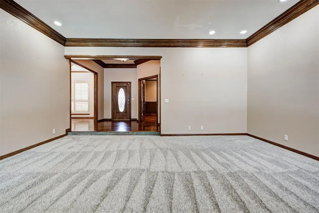 Photo 9 — 2501 SW 123rd Place, Oklahoma City, OK 73170
