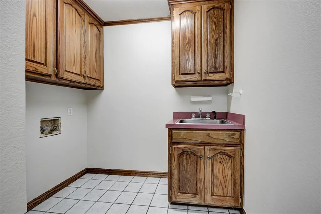 Photo 19 — 2501 SW 123rd Place, Oklahoma City, OK 73170