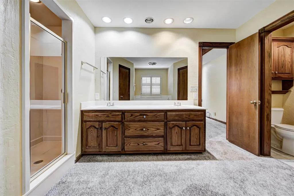 Photo 22 — 2501 SW 123rd Place, Oklahoma City, OK 73170
