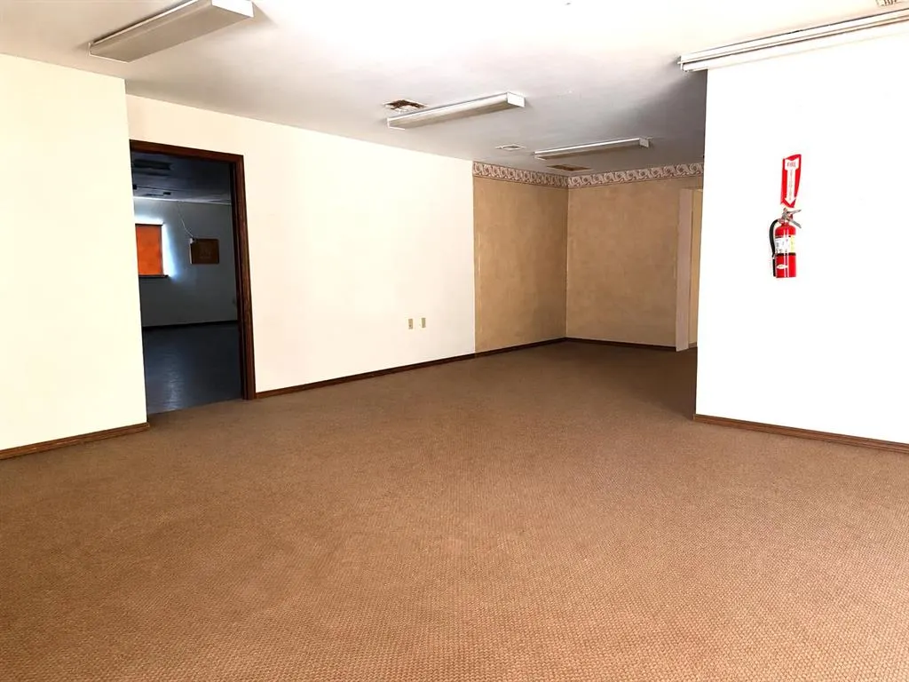 Photo 8 — 1204 Manvel Avenue, Chandler, OK 74834