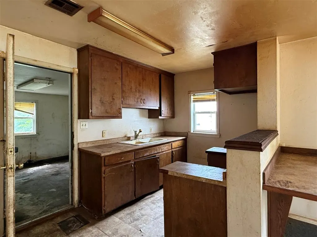 Photo 15 — 1805 N Kelham Avenue, Oklahoma City, OK 73111