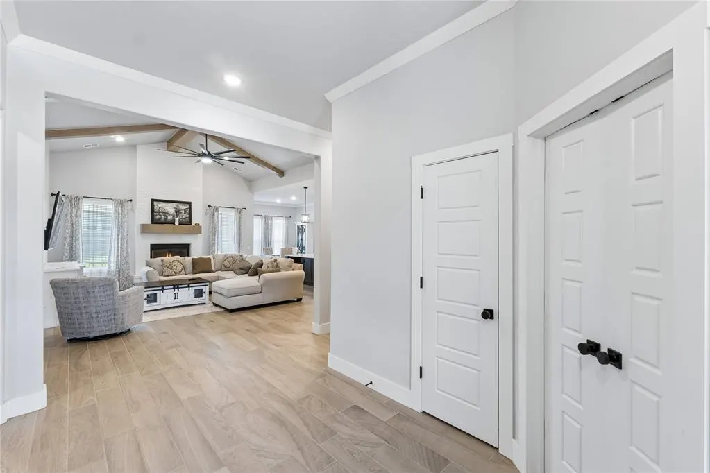 Photo 4 — 1329 Monterey Drive, Norman, OK 73072