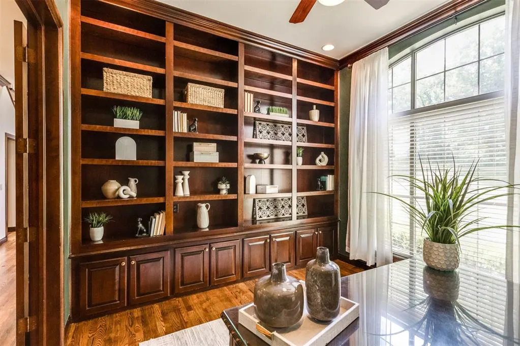 Photo 3 — 9490 Towry Court, Oklahoma City, OK 73165