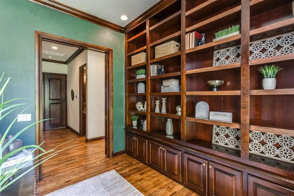 Photo 13 — 9490 Towry Court, Oklahoma City, OK 73165