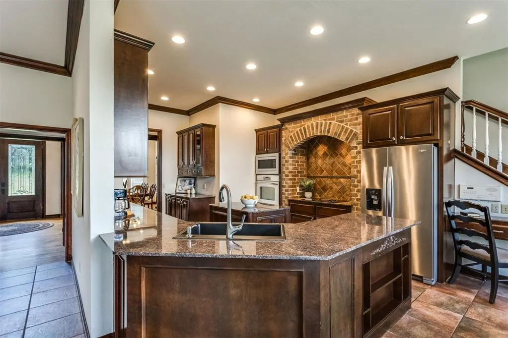 Photo 16 — 9490 Towry Court, Oklahoma City, OK 73165