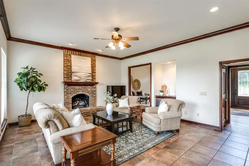Photo 19 — 9490 Towry Court, Oklahoma City, OK 73165