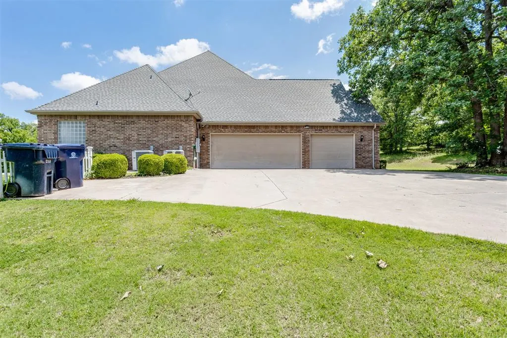 Photo 42 — 9490 Towry Court, Oklahoma City, OK 73165