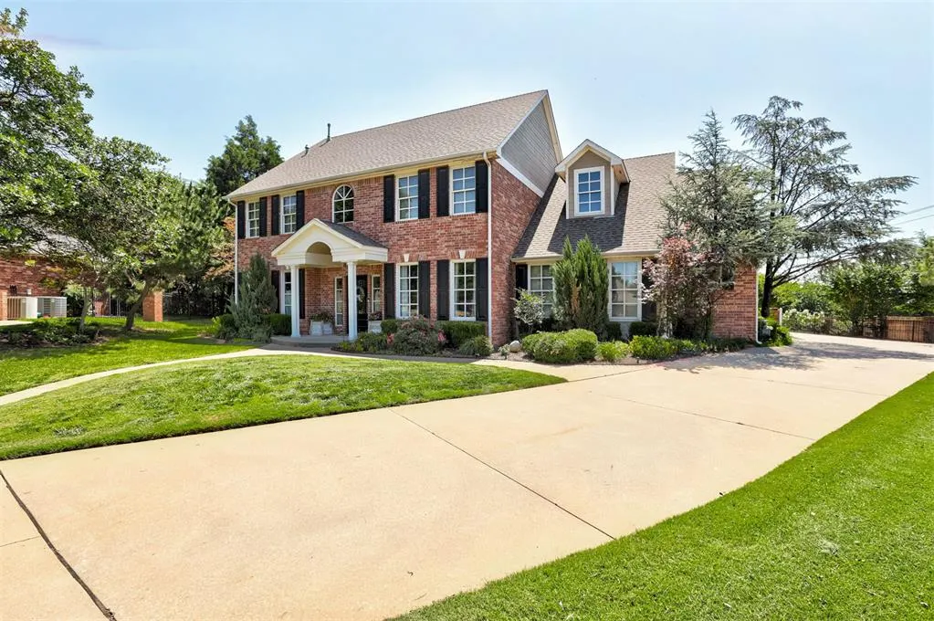 Photo 2 — 1100 Wild Plum Lane, Edmond, OK 73025