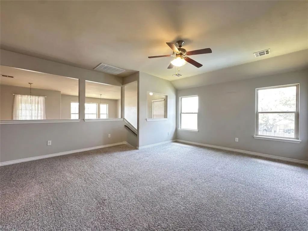 Photo 24 — 11016 SW 39th Court, Mustang, OK 73064