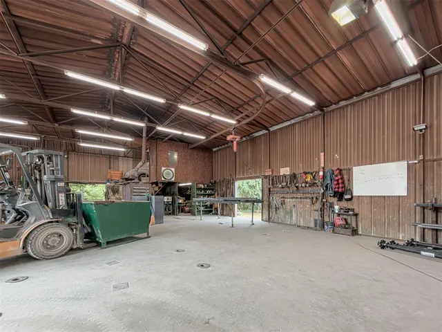 Photo 6 — 27115 W County Road 1442 Road, Cement, OK 73017
