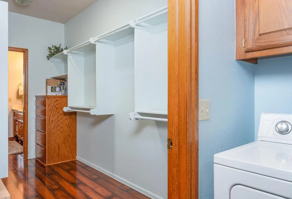 Photo 17 — 4 SW 92nd Place, Oklahoma City, OK 73139