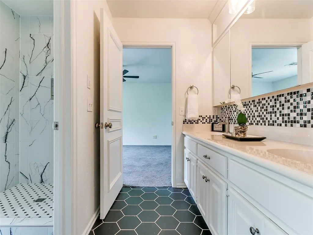 Photo 38 — 2917 Kingwood Drive, Edmond, OK 73013