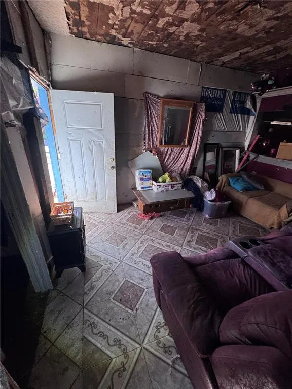 Photo 11 — 2414 S Broadway Avenue, Oklahoma City, OK 73109