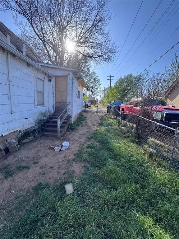 Photo 23 — 2414 S Broadway Avenue, Oklahoma City, OK 73109