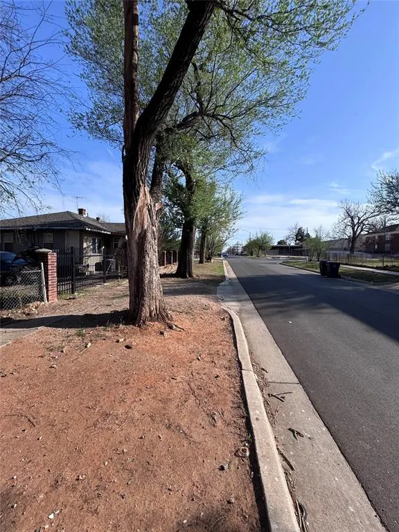 Photo 25 — 2414 S Broadway Avenue, Oklahoma City, OK 73109