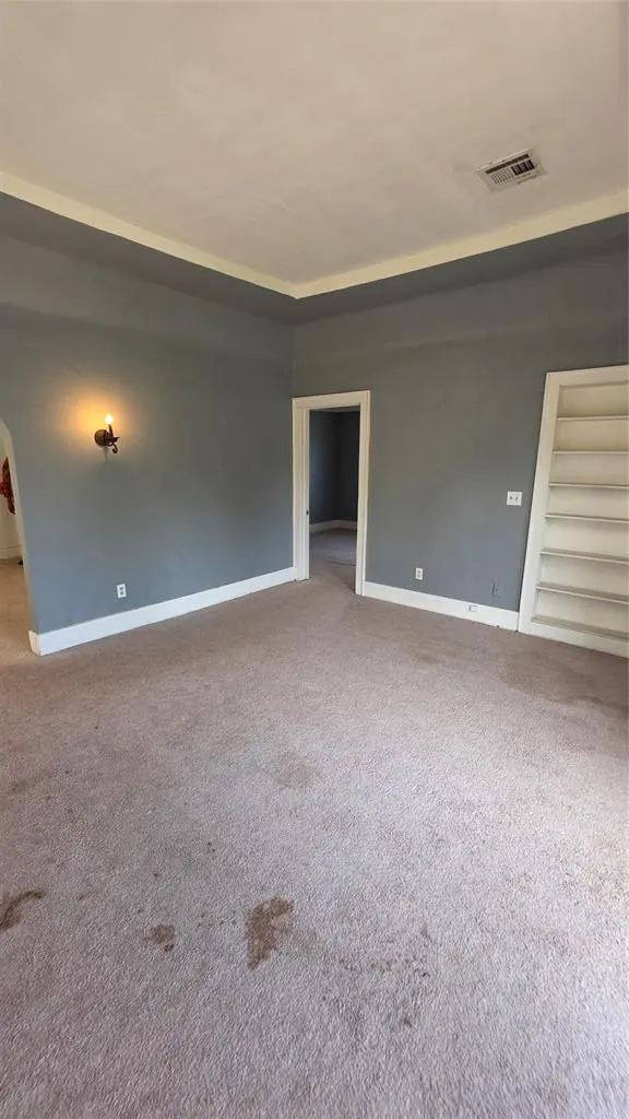 Photo 3 — 931 NE 18th Street, Oklahoma City, OK 73105