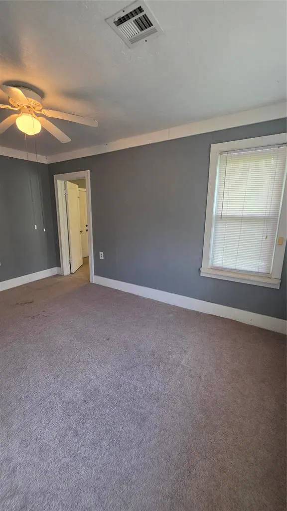 Photo 10 — 931 NE 18th Street, Oklahoma City, OK 73105